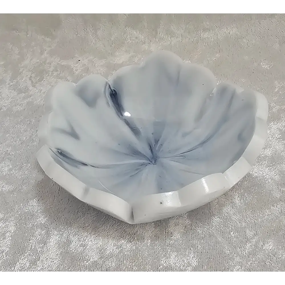 Beautiful Small Resin Bowl - White