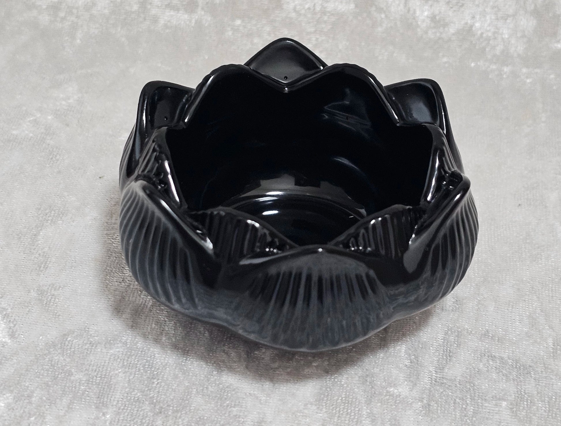 Resin Lotus Tea Light Candle Holder 8