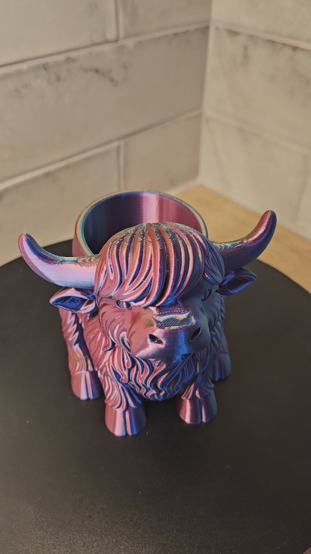 Highland Cow Pen Holder